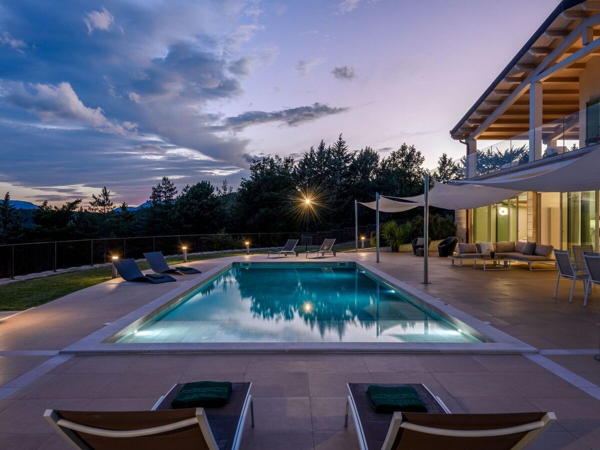 Villa Montefalcone, maison 8 pers. piscines intérieure & extérieure - Photo 31