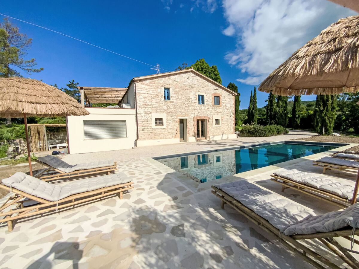Studio 2 pers. Pergola avec piscine et jardin partagés - Photo 1