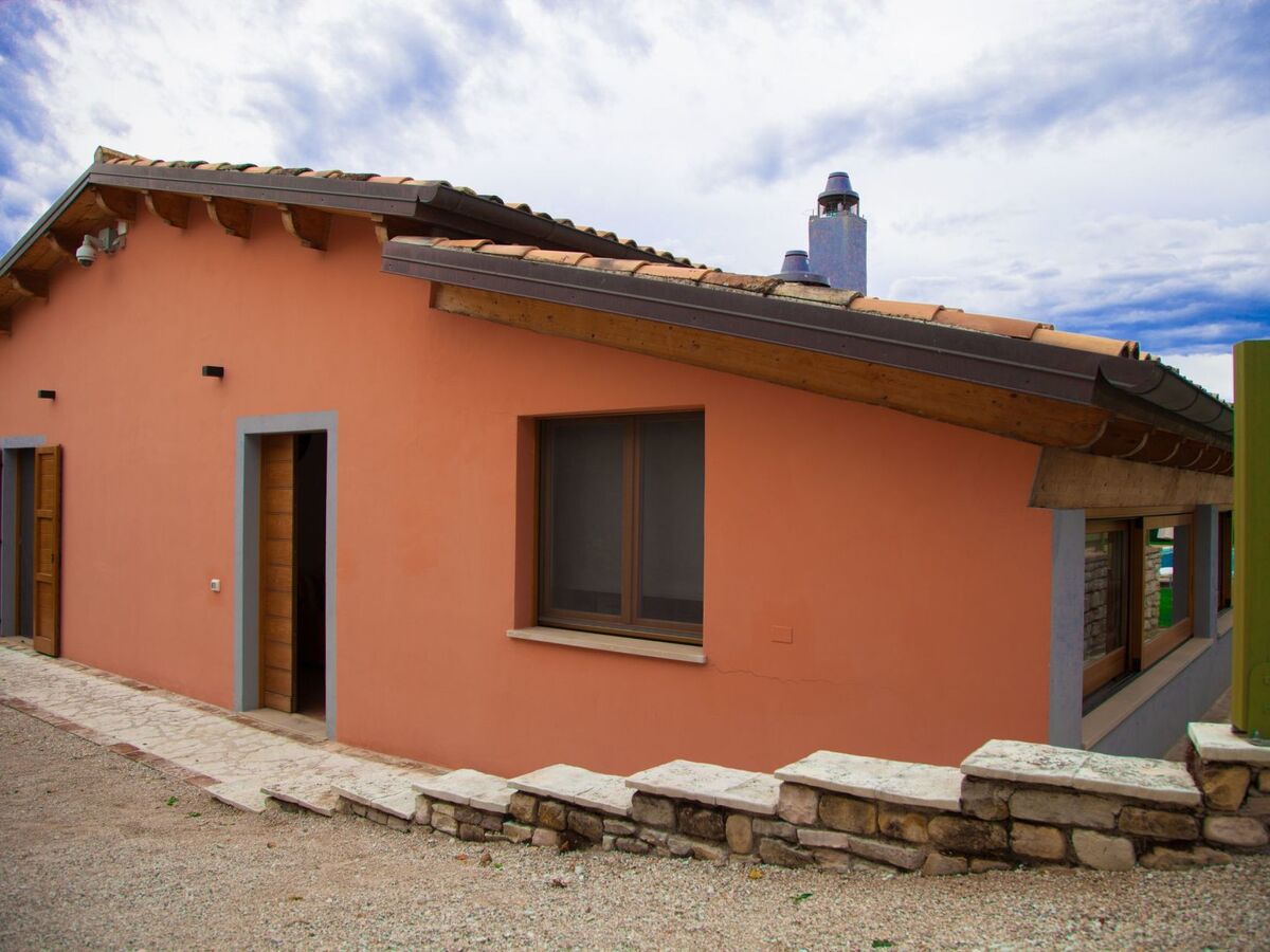 Orione, maison avec terrasse et piscine à Isola di Fano - Photo 1