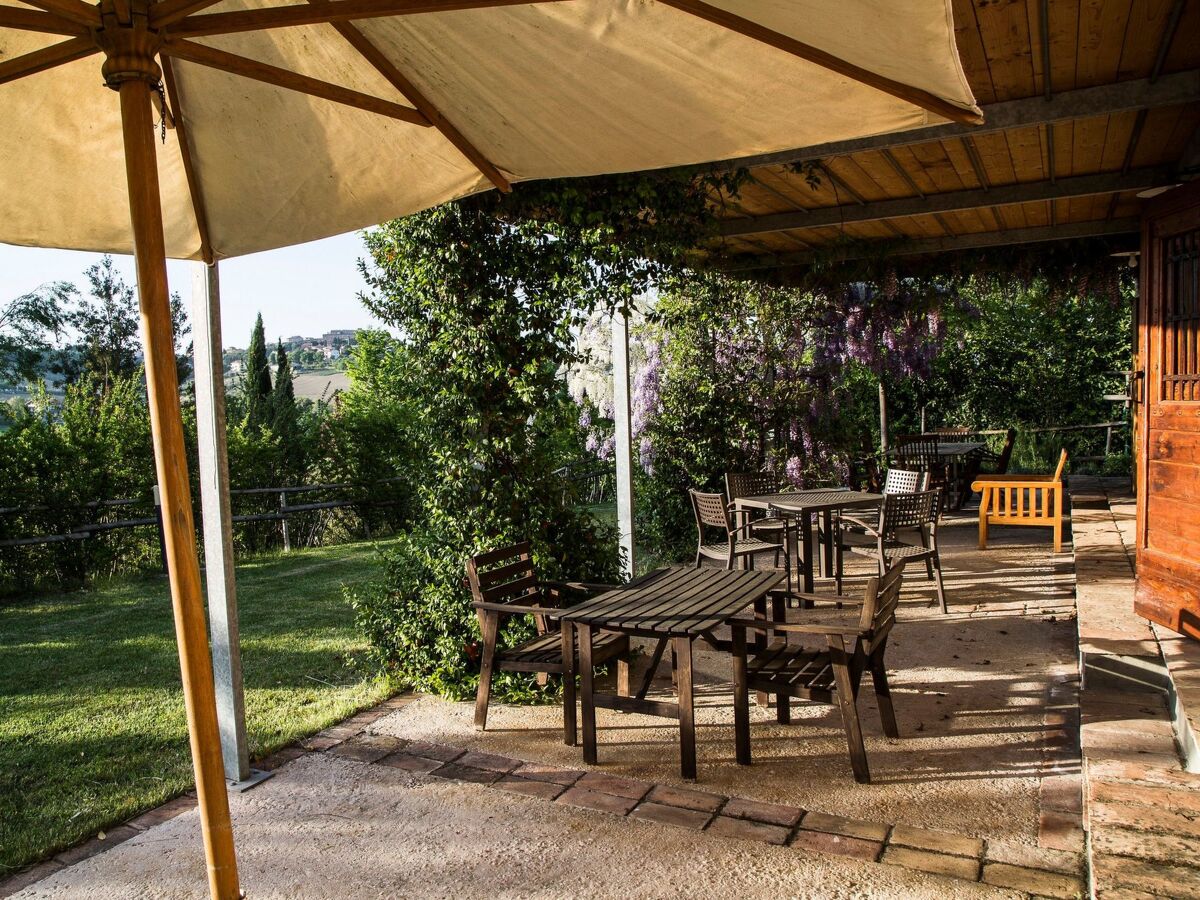 Villa degli Oleandri : maison avec piscine privée à Ostra - Photo 5