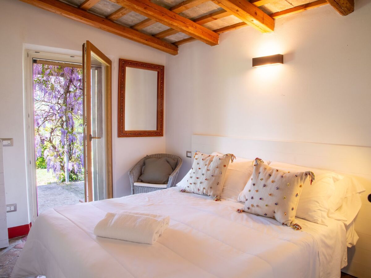 Villa degli Oleandri : maison avec piscine privée à Ostra - Photo 7