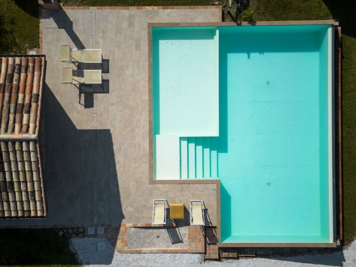 Villa Mara – Maison 6 chambres, pool et spa à Cessapalombo - Photo 5