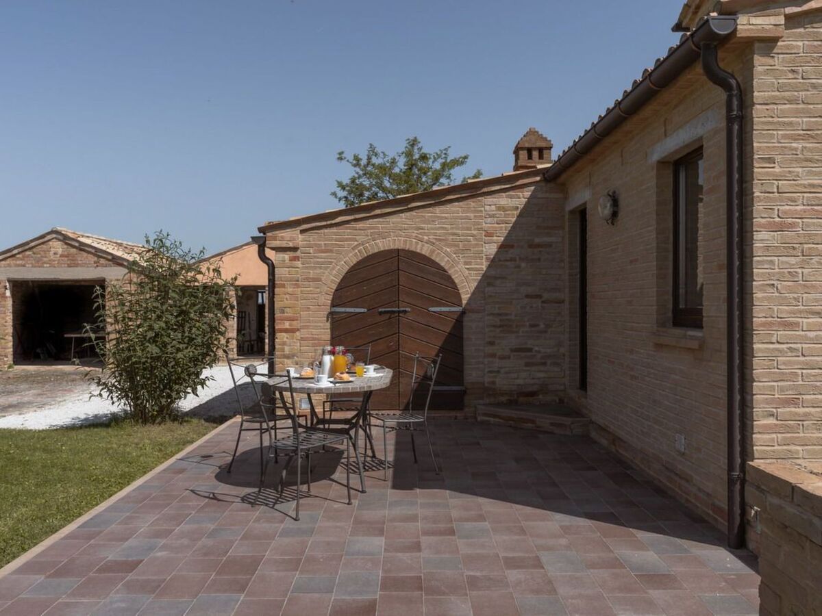 Villa Mara – Maison 6 chambres, pool et spa à Cessapalombo - Photo 6
