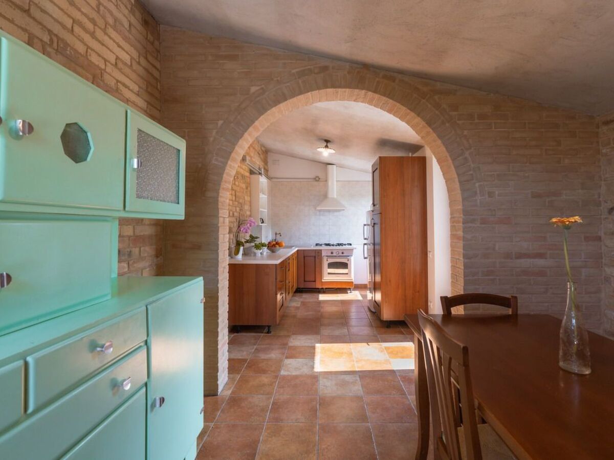 Villa Mara – Maison 6 chambres, pool et spa à Cessapalombo - Photo 17