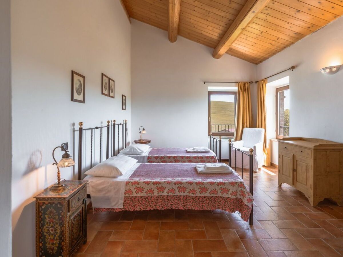 Villa Mara – Maison 6 chambres, pool et spa à Cessapalombo - Photo 26