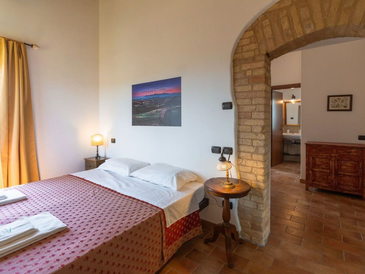 Villa Mara – Maison 6 chambres, pool et spa à Cessapalombo - Photo 28