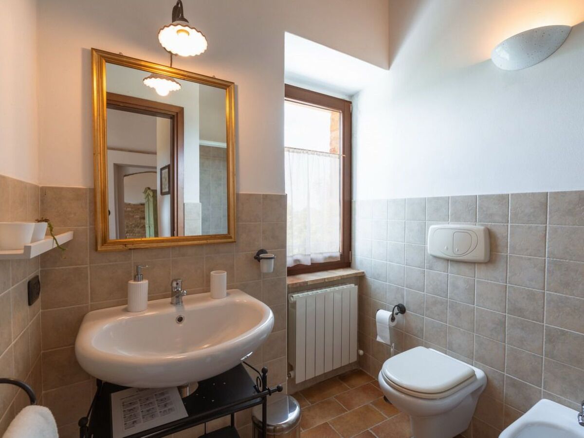 Villa Mara – Maison 6 chambres, pool et spa à Cessapalombo - Photo 29