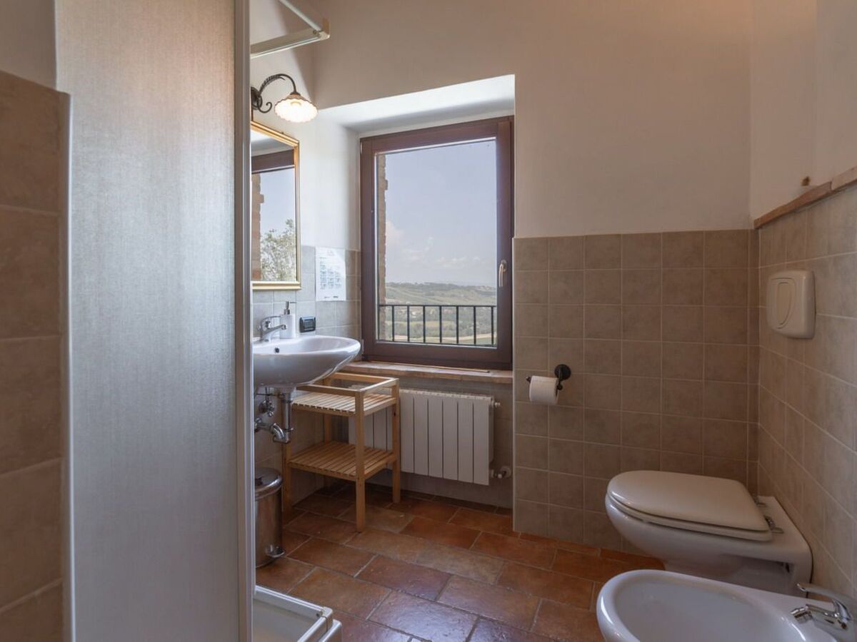 Villa Mara – Maison 6 chambres, pool et spa à Cessapalombo - Photo 33