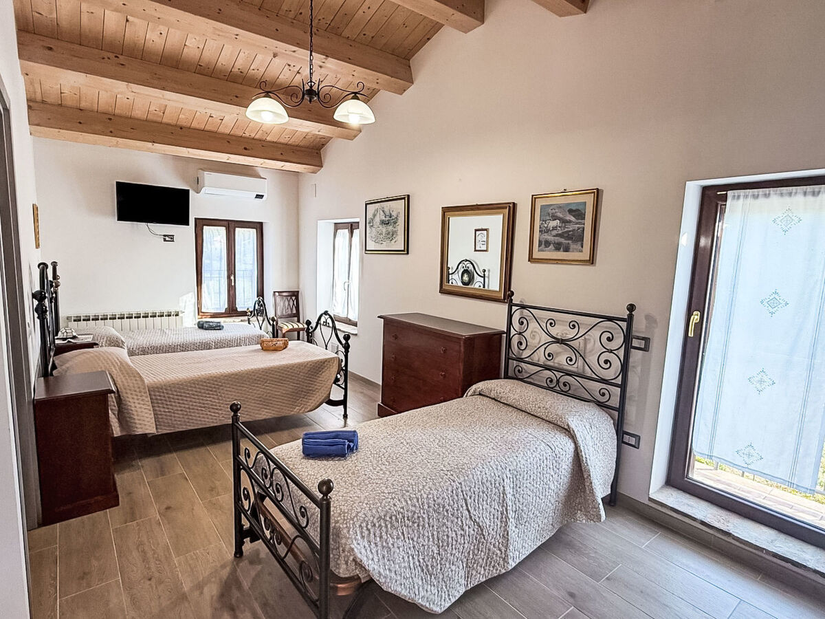 Casa Carboni : villa 5 chambres, piscine privée et Jacuzzi - Photo 15