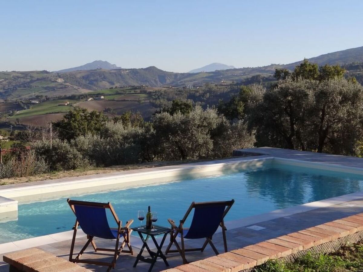 Casa Barbara – Maison 7 chambres, piscine privée, Cessapalombo - Photo 1