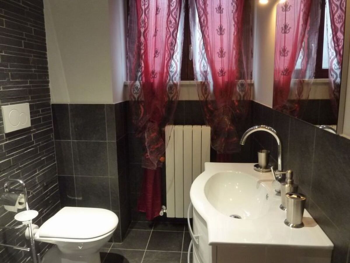 Casa Barbara – Maison 7 chambres, piscine privée, Cessapalombo - Photo 22