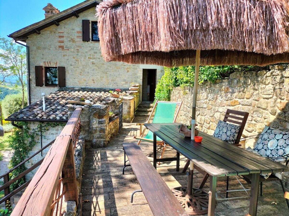 Appartement panoramique en pierre, Cessapalombo - Photo 3