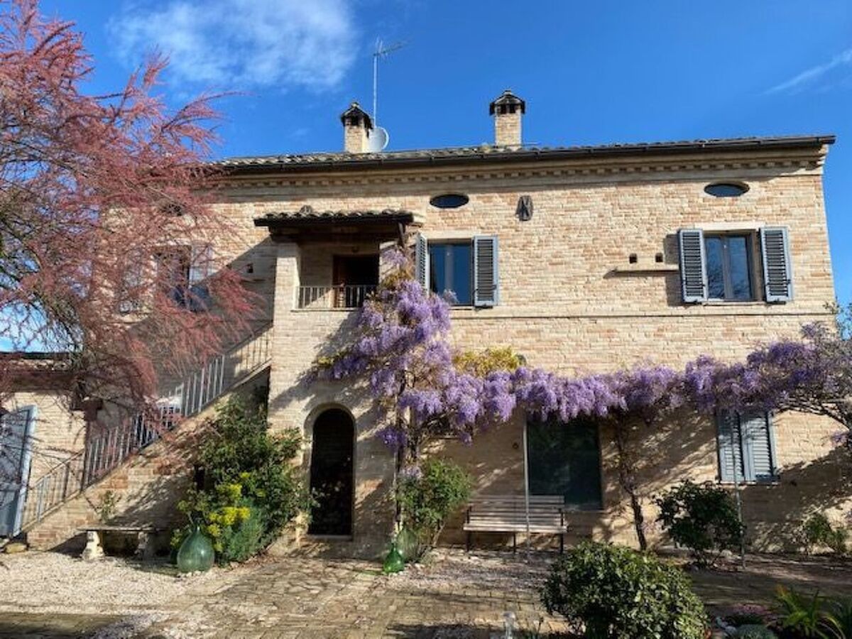 Casale Iris – Maison 12 pers., piscine & vues Sibillini - Photo 1