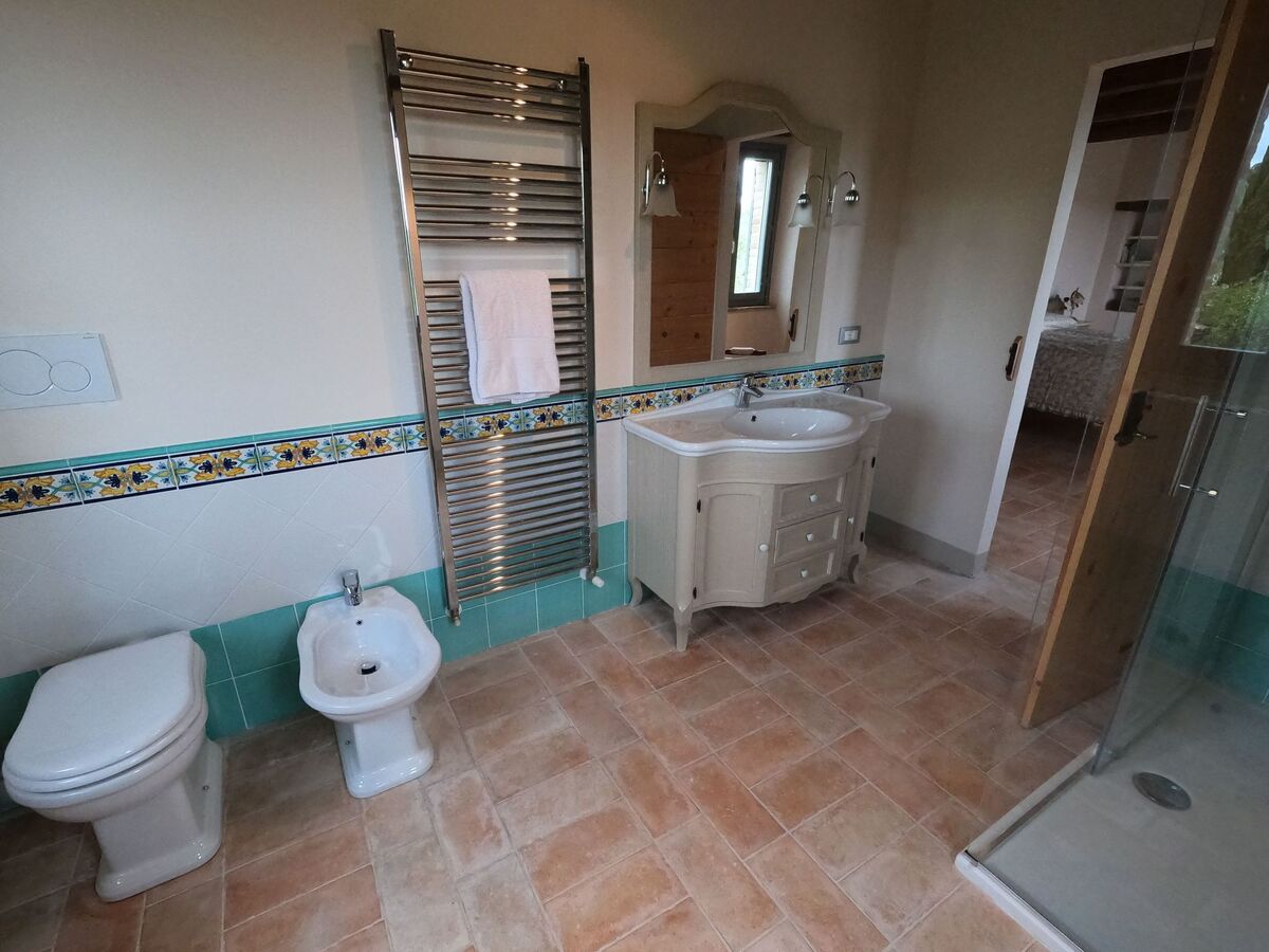 Casale Iris – Maison 12 pers., piscine & vues Sibillini - Photo 11