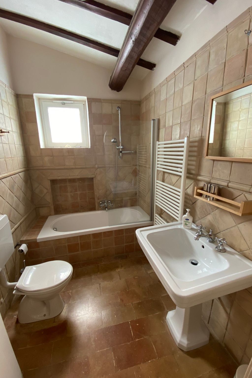 Casale Iris – Maison 12 pers., piscine & vues Sibillini - Photo 25