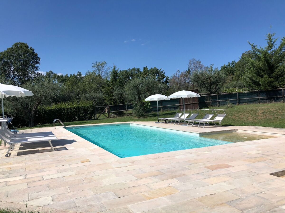 Appartement dans ferme restaurée, piscine – Marche - Photo 1