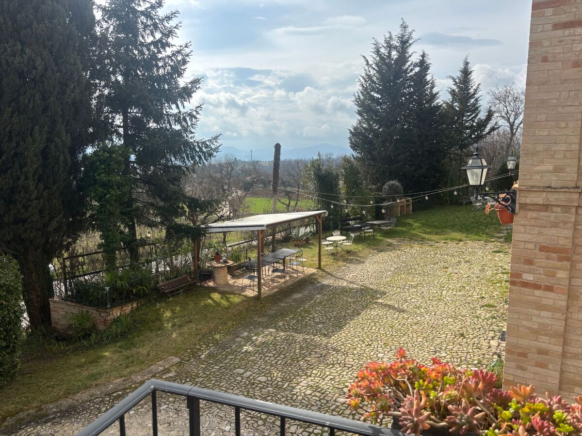 Appartement dans ferme restaurée, piscine – Marche - Photo 15