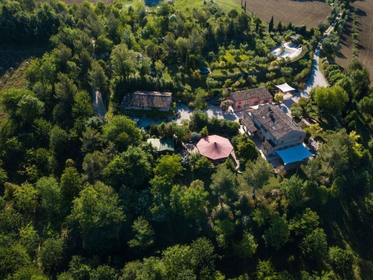 Villa 29 personnes, 13 chambres et piscine à Montelparo - Photo 3