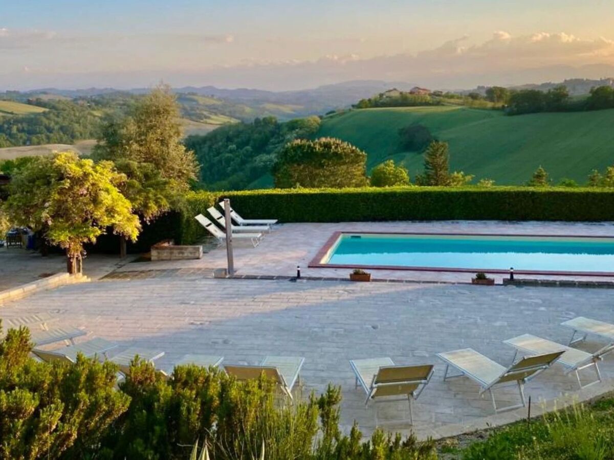 Villa 29 personnes, 13 chambres et piscine à Montelparo - Photo 5