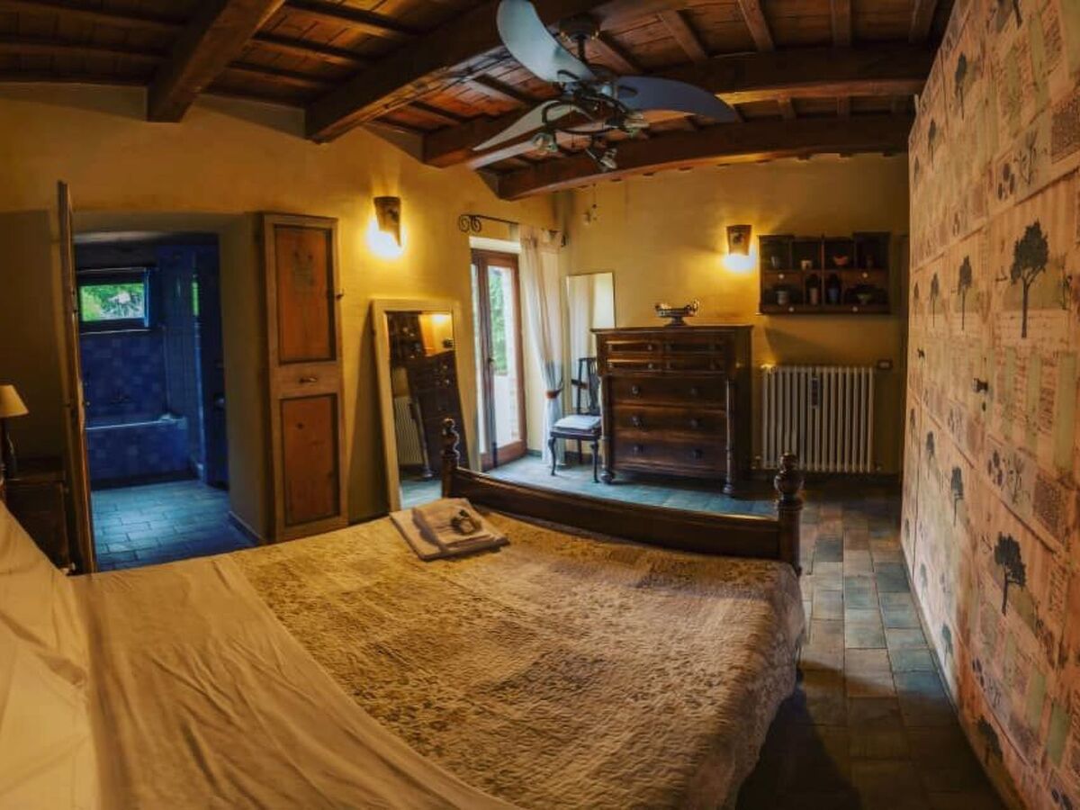 Villa 29 personnes, 13 chambres et piscine à Montelparo - Photo 10