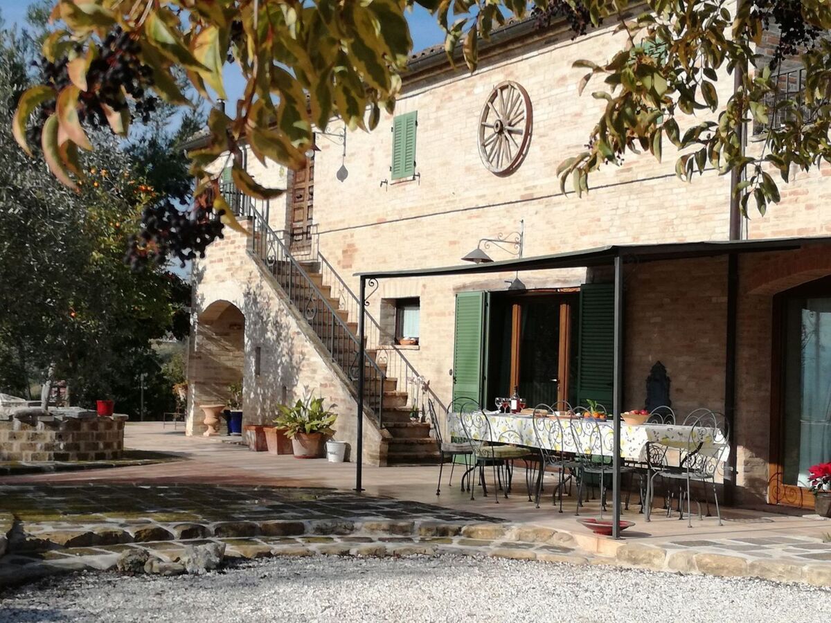 Villa 29 personnes, 13 chambres et piscine à Montelparo - Photo 15