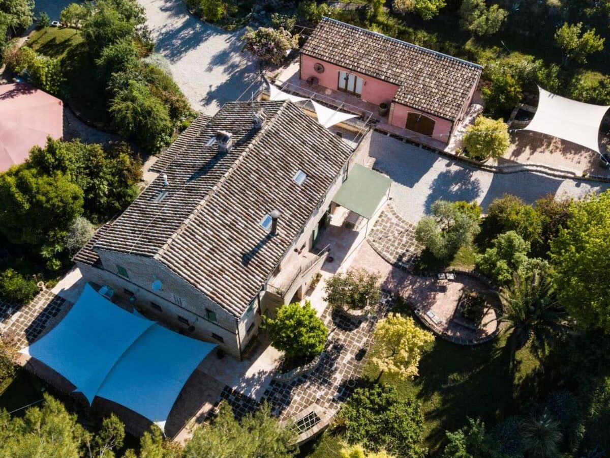 Villa 29 personnes, 13 chambres et piscine à Montelparo - Photo 28