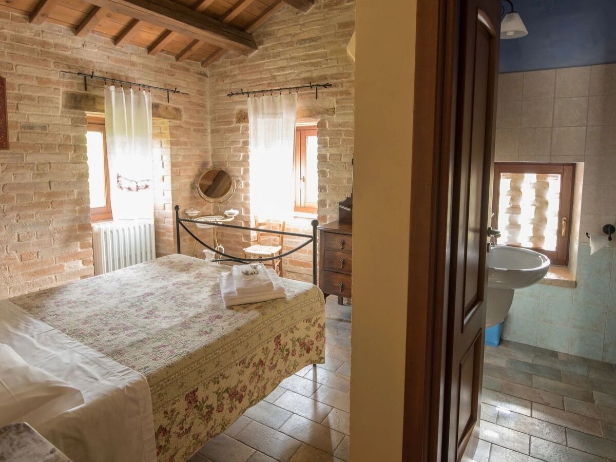 Villa 29 personnes, 13 chambres et piscine à Montelparo - Photo 39