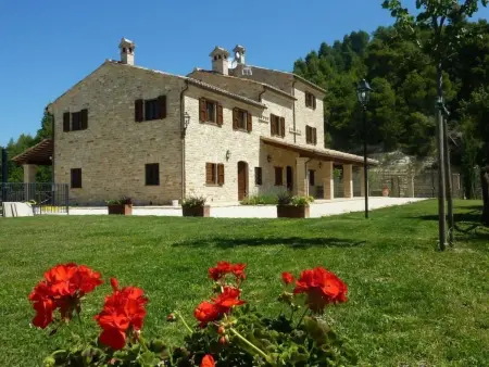 Villa Montelparo : 5 chambres, piscine et sentier privé : photo 2