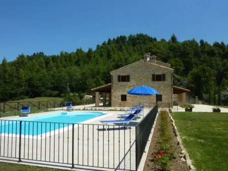 Villa Montelparo : 5 chambres, piscine et sentier privé : photo 7