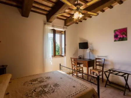 Villa Montelparo : 5 chambres, piscine et sentier privé : photo 17