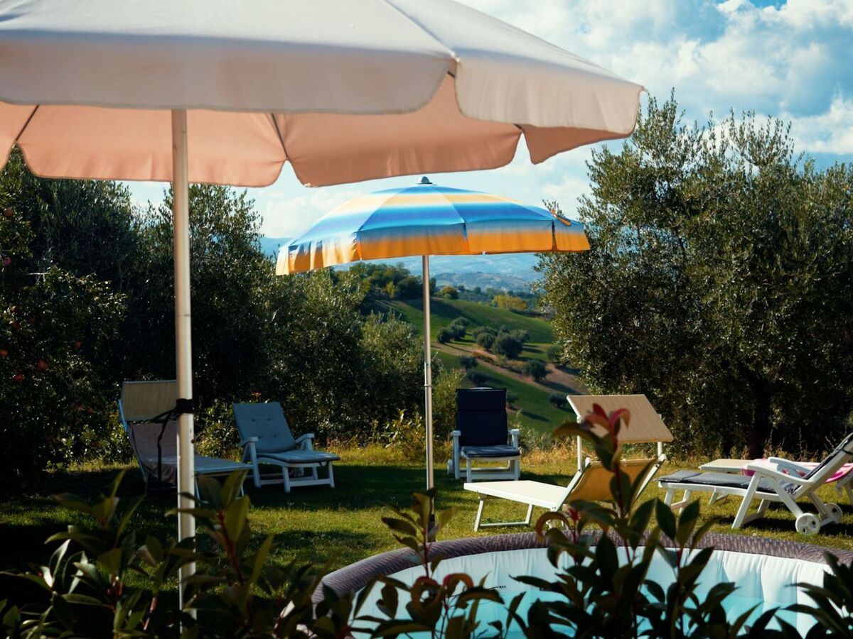 Studio avec alcôve à Cellino Attanasio, bain à remous - Photo 11