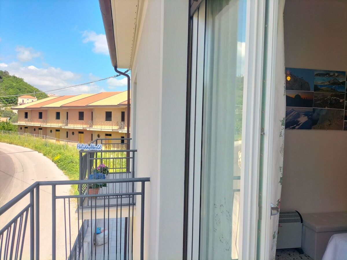 Villa Presentosa d'Abruzzo : 12 pers, 2 appartements indépendants - Photo 10