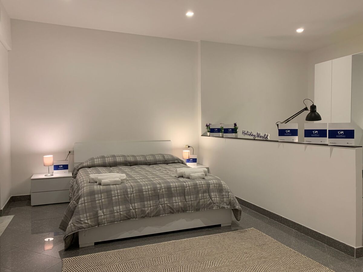 Appartement 1 chambre rénové au cœur de Gênes - Photo 3
