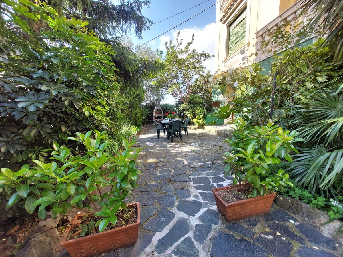 Appartement 4 pers. avec jardin et vue mer à Genova - Photo 19
