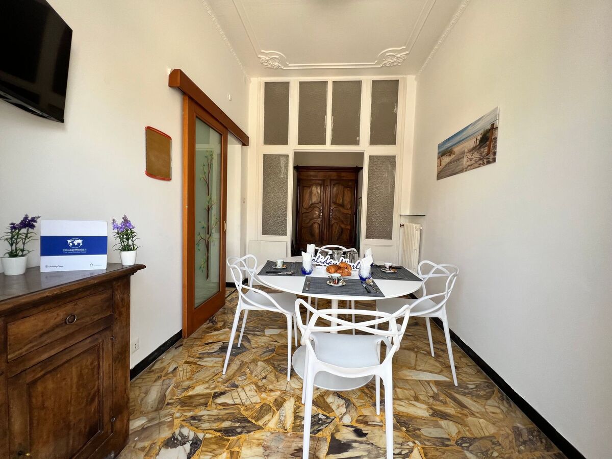 La Superba, appartement 6 pers. avec balcon à Genova - Photo 12
