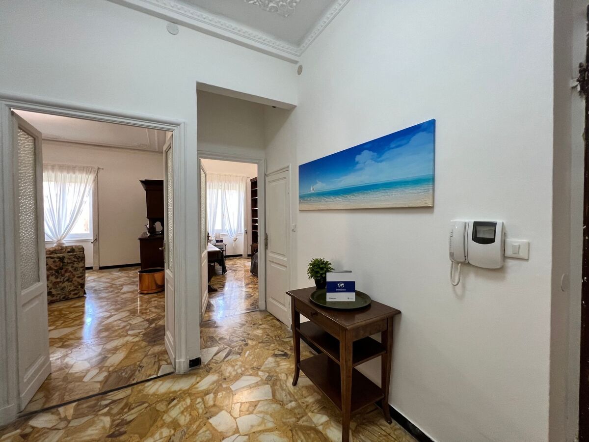La Superba, appartement 6 pers. avec balcon à Genova - Photo 18