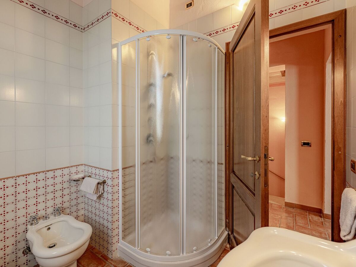 Maisonette T5 sur 2 niveaux avec piscine chauffée - Photo 22