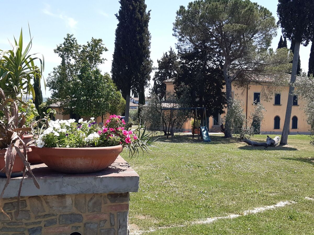 Villa Poggio le Vignacce – 22 pers., 9 ch. en Toscane - Photo 2