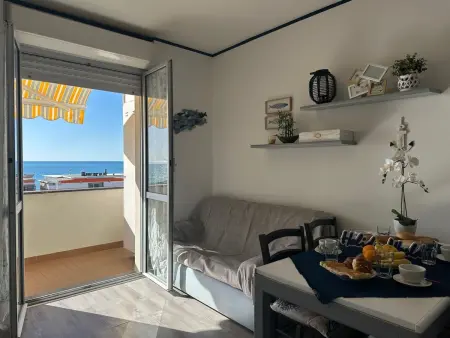 Appartement face mer à Sestri Levante, 50 m de la plage : photo 4
