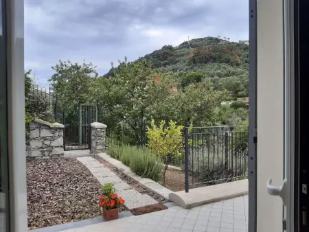 Casa Terra e Mare, 1 chambre avec terrasse et jardin privé : photo 9