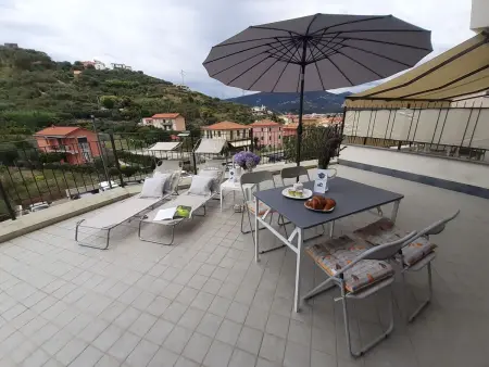 Casa Terra e Mare, 1 chambre avec terrasse et jardin privé : photo 10