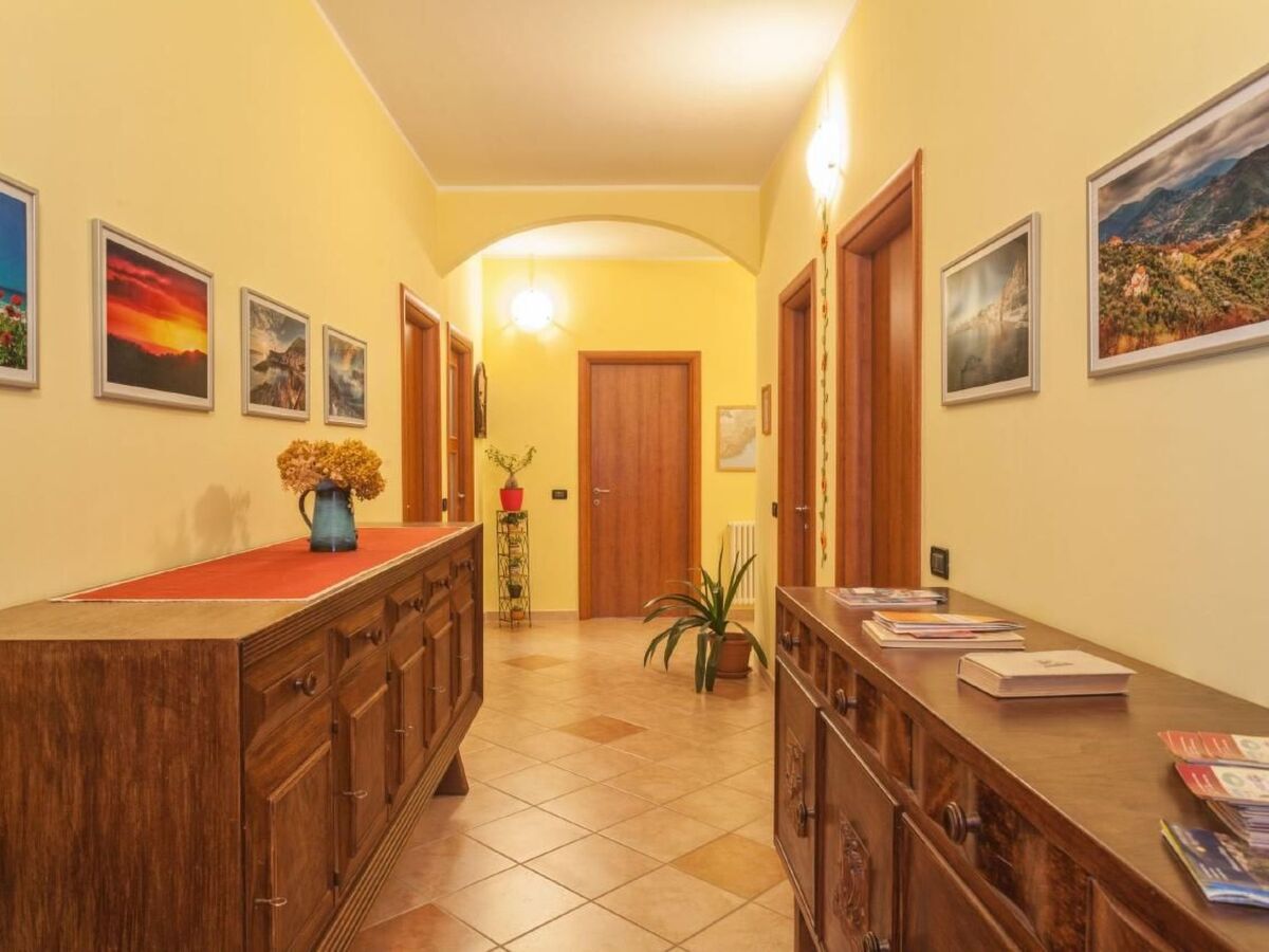 Appartement 90m² avec terrasse, jardin et four à pizza - Photo 2