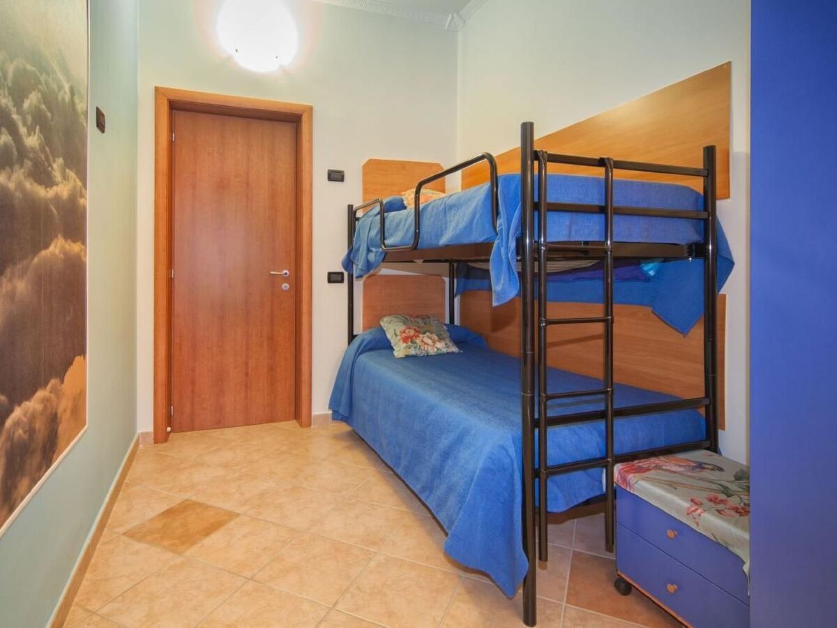 Appartement 90m² avec terrasse, jardin et four à pizza - Photo 9
