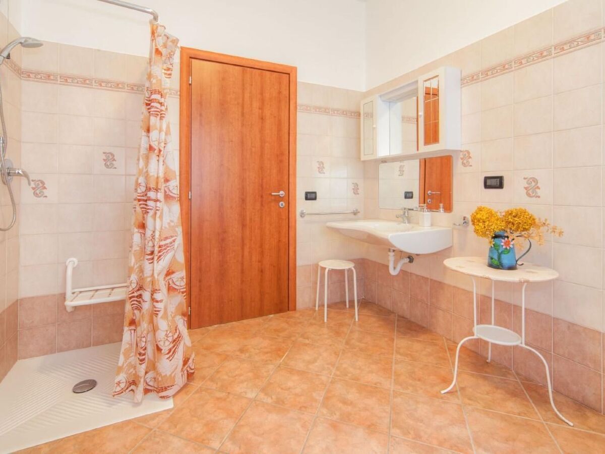 Appartement 90m² avec terrasse, jardin et four à pizza - Photo 16