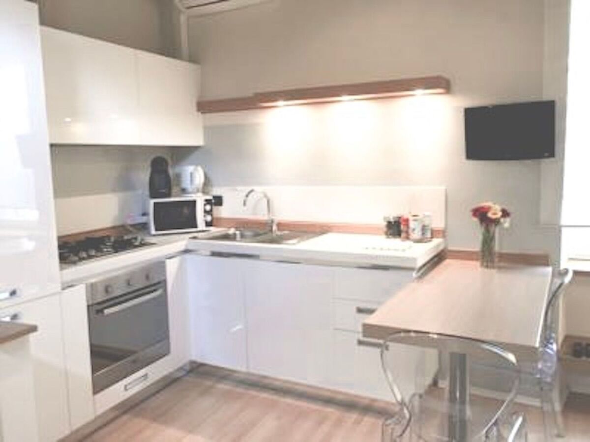 Appartement dans une tour Art Déco à La Spezia, jardin privé - Photo 11