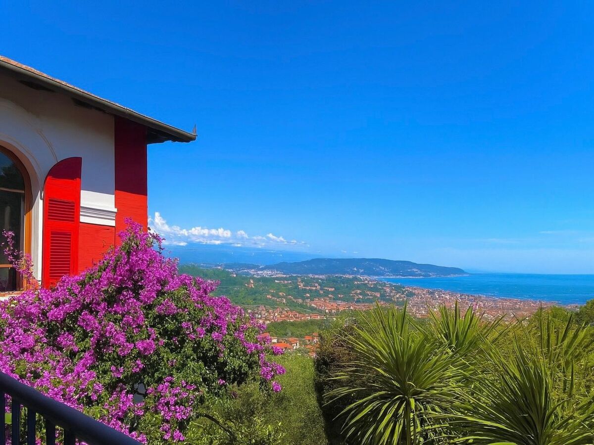 Villa Spenser Art Nouveau avec piscine et vue mer - Photo 4