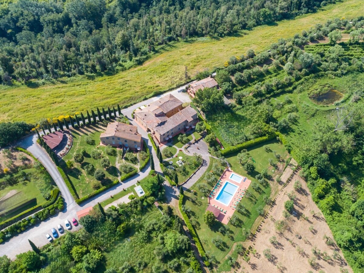 Appartement 3 pièces Castelfalfi, piscine et vue Toscane - Photo 1