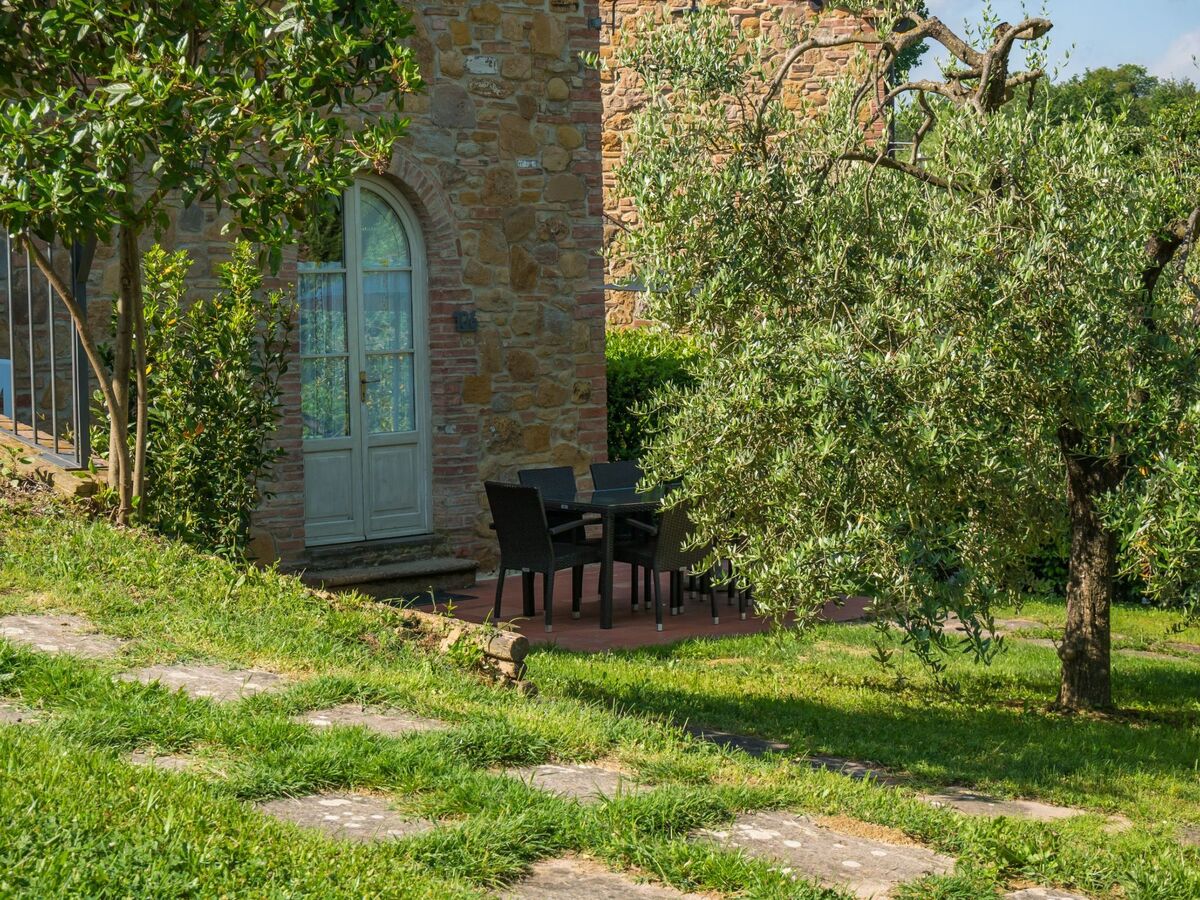 Appartement 3 pièces Castelfalfi, piscine et vue Toscane - Photo 8
