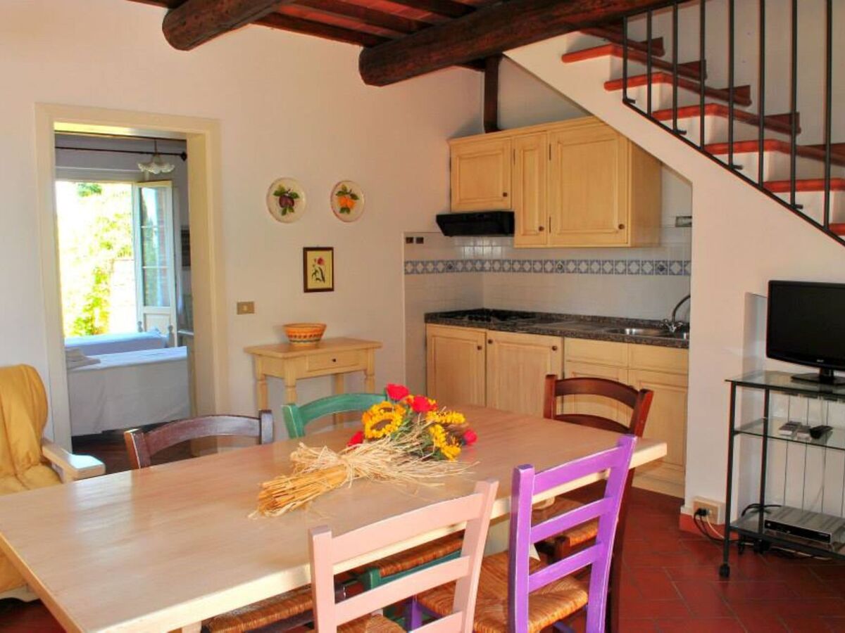 Appartement 3 pièces Castelfalfi, piscine et vue Toscane - Photo 16