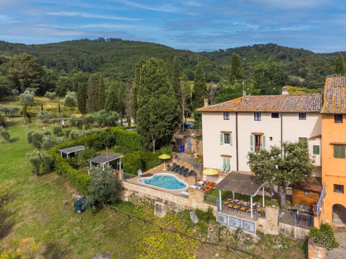 Villa Antica Pietra – Maison médiévale 9 pers, piscine - Photo 1